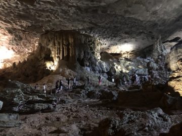 Dau Go Mağarası